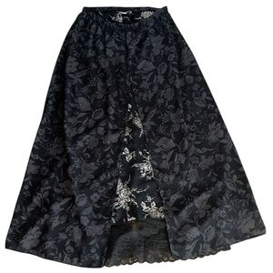 Water Colors Black Floral A-Line/ Maxi Double Layer Skirt Size Medium